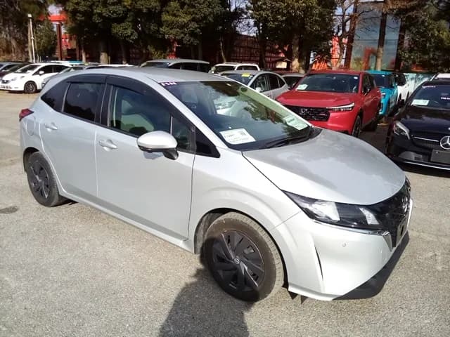 Nissan Note S FOUR 2022 – photo 1