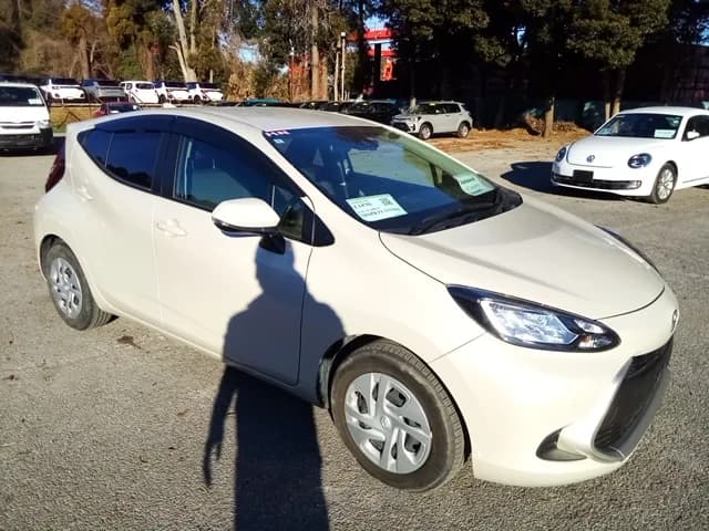 TOYOTA Aqua G 2023 – photo 1