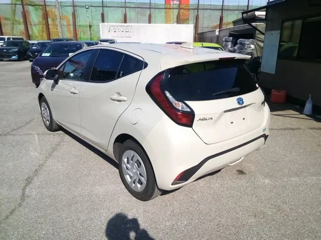 Toyota Aqua G 2023 – photo 1