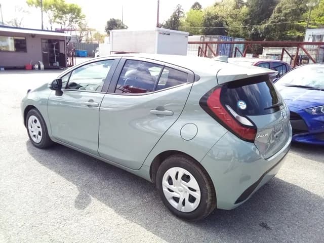 Toyota Aqua HV X 2023 – photo 1