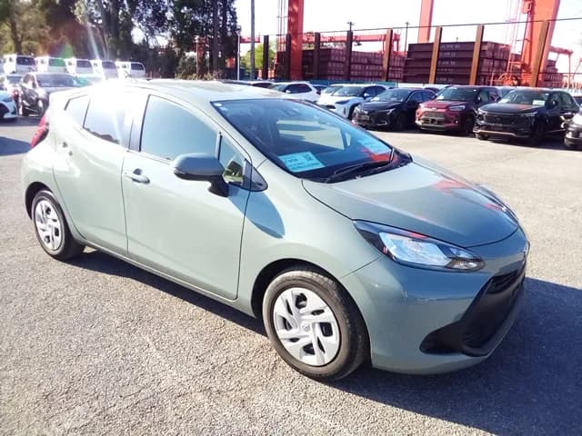 Toyota Aqua X 2023 – photo 1