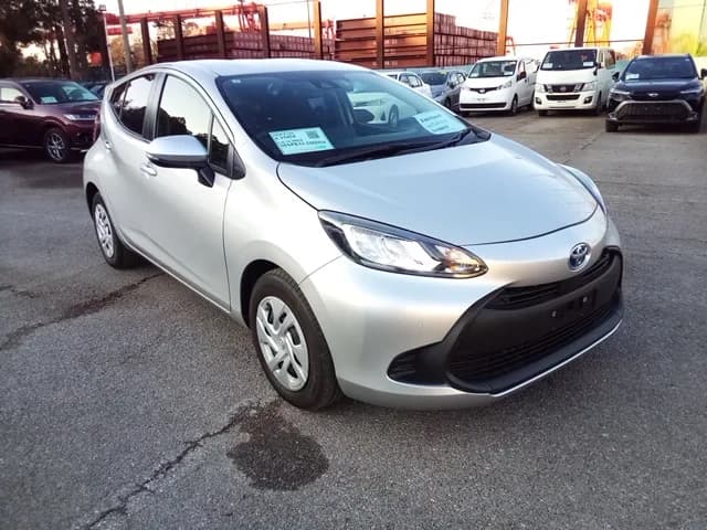 Toyota Aqua X 2024 – photo 1
