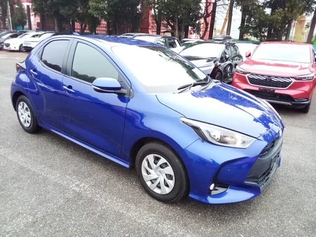 Toyota Yaris HYBRID  2021 – photo 1