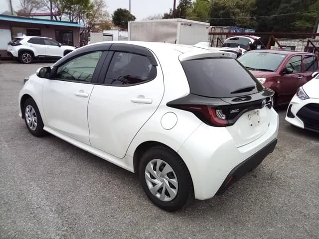 Toyota Yaris HYBRID X 2023 – photo 1