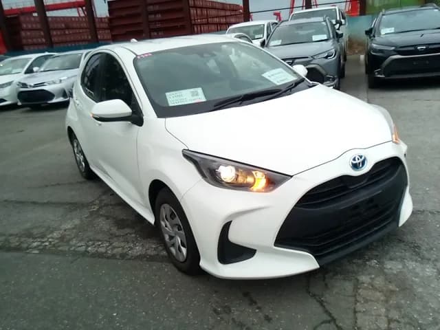 TOYOTA YARIS X – photo 1